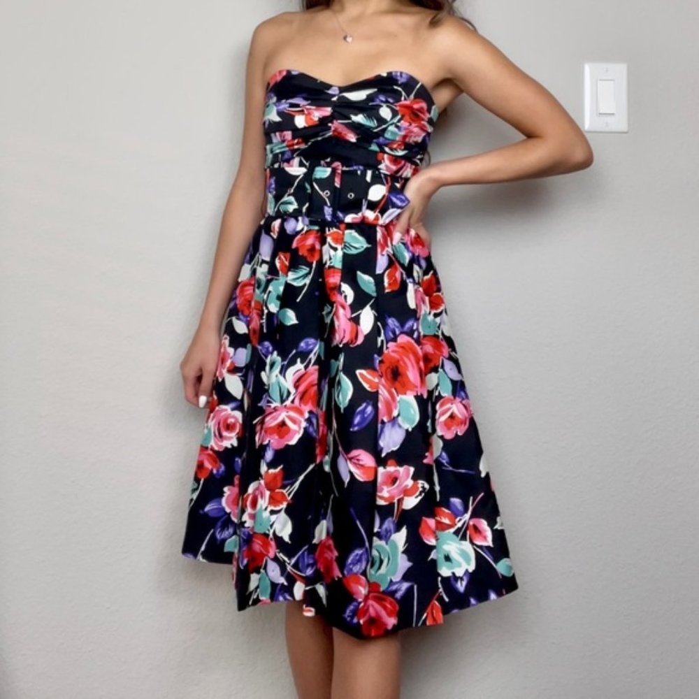 Express Black Silk Rose Floral Strapless Belted Pleated A-Line Midi Dress